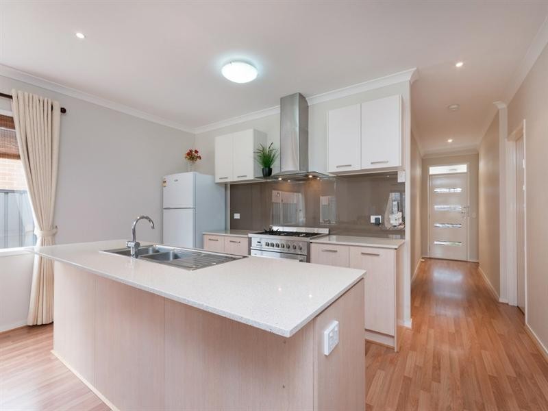 45 Ben Loman Circuit, Craigieburn VIC 3064