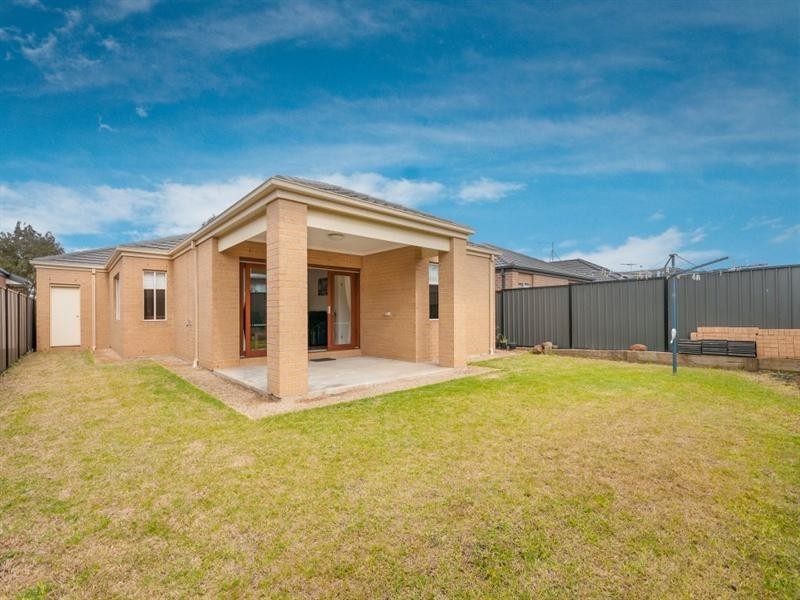 45 Ben Loman Circuit, Craigieburn VIC 3064