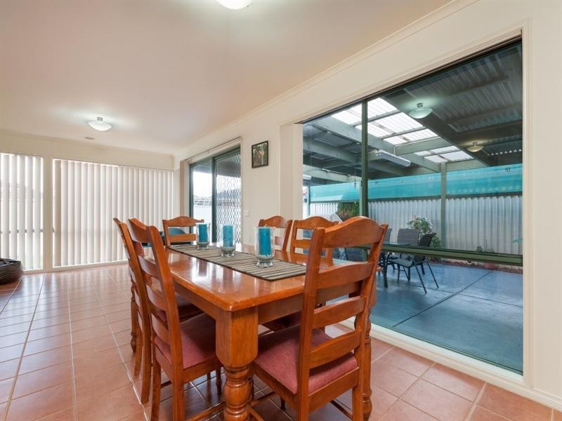 26 Maple Place, Craigieburn VIC 3064