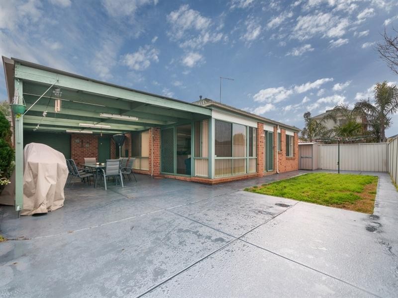 26 Maple Place, Craigieburn VIC 3064