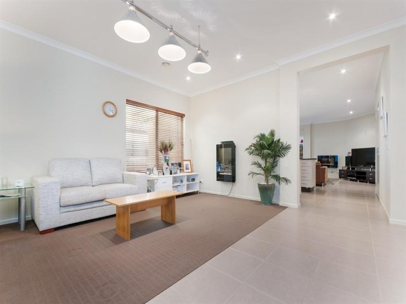 7 Rosleigh Drive, Craigieburn VIC 3064