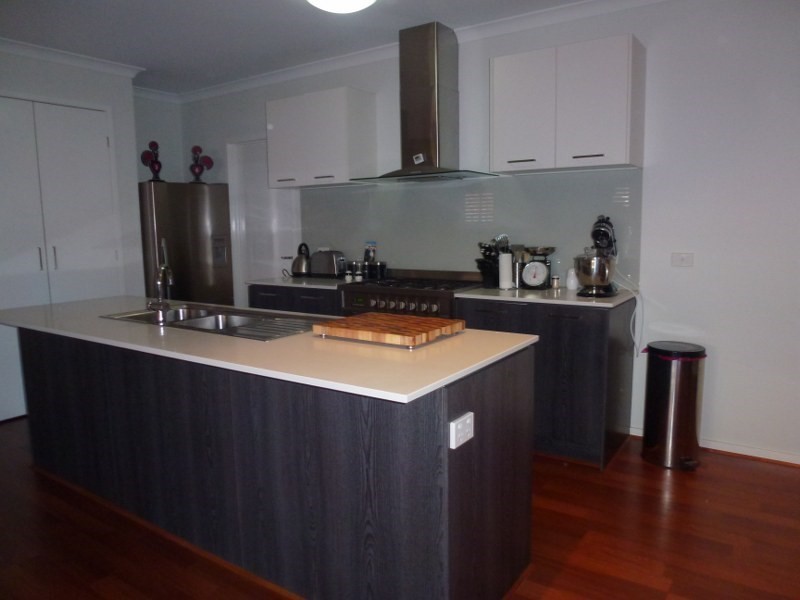 23 Brickwood Circuit, Craigieburn VIC 3064