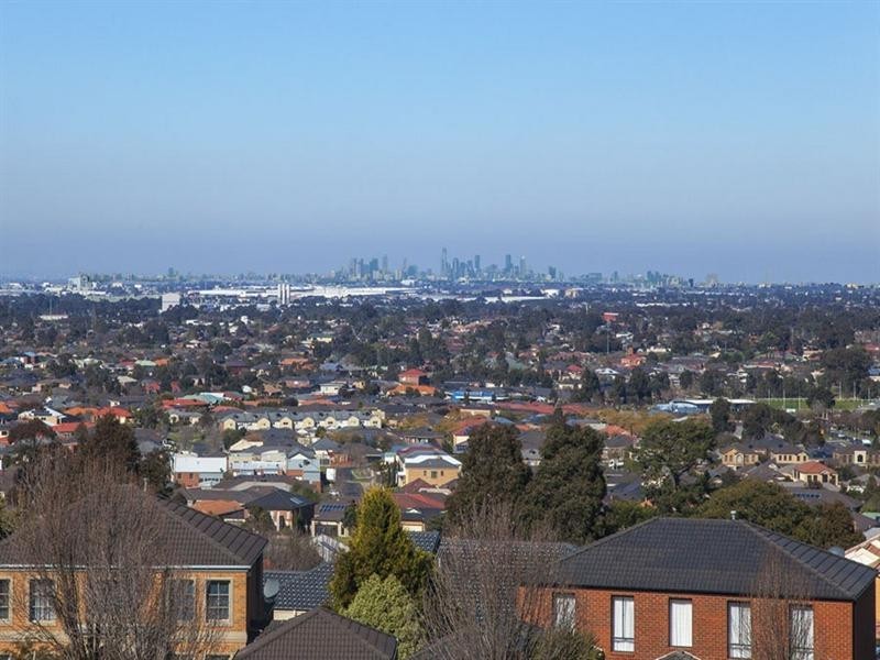 43 Parkside Rise, Craigieburn VIC 3064