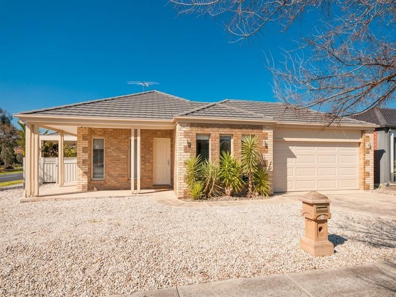 1 White Cedar Place, Craigieburn VIC 3064