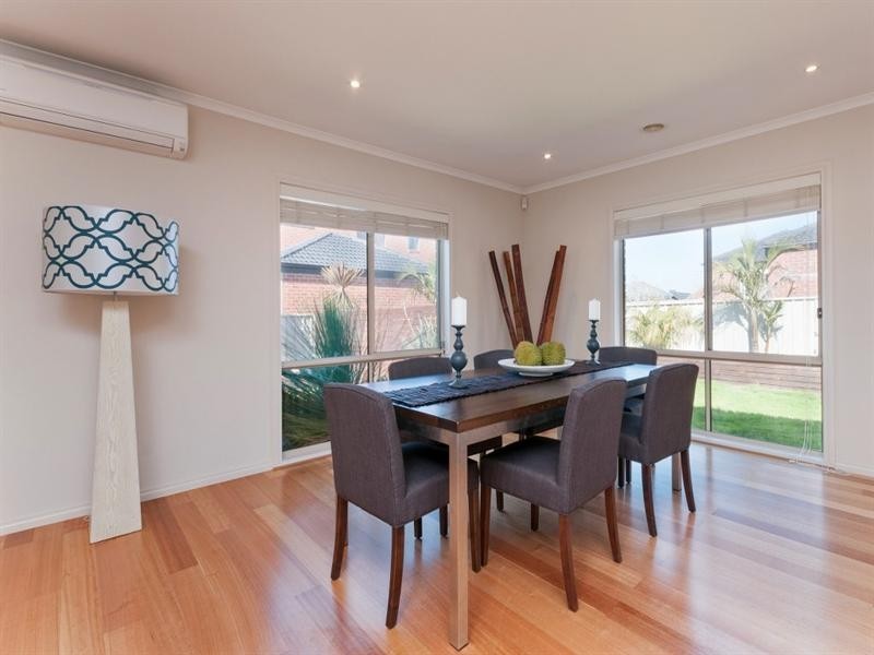 1 White Cedar Place, Craigieburn VIC 3064