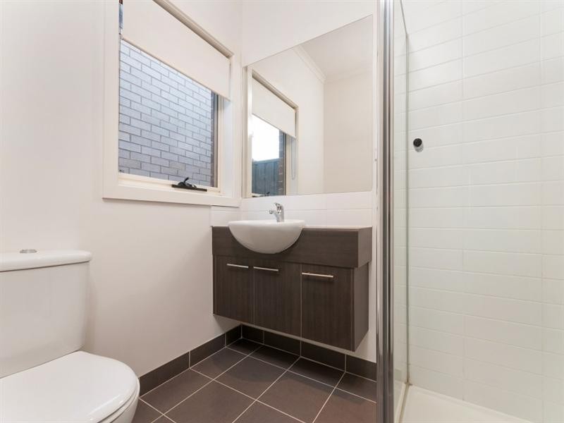 43 Kinglake Crescent, Craigieburn VIC 3064