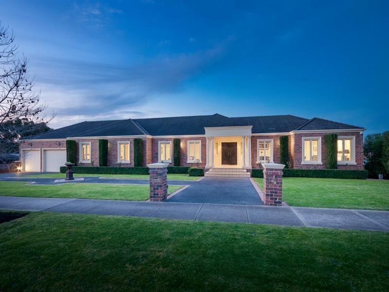 14 Palamino Valley Court, Greenvale VIC 3059