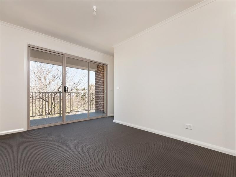 32 Windrock Avenue, Craigieburn VIC 3064