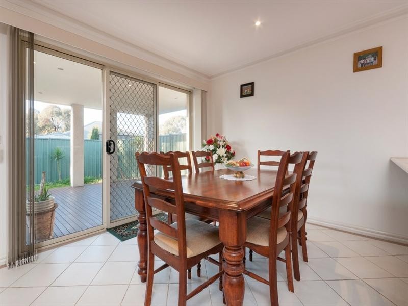 30 Fawkner Lane, Craigieburn VIC 3064
