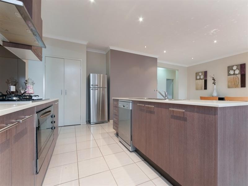 190 Central Park Avenue, Craigieburn VIC 3064