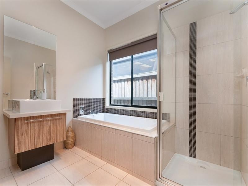 190 Central Park Avenue, Craigieburn VIC 3064