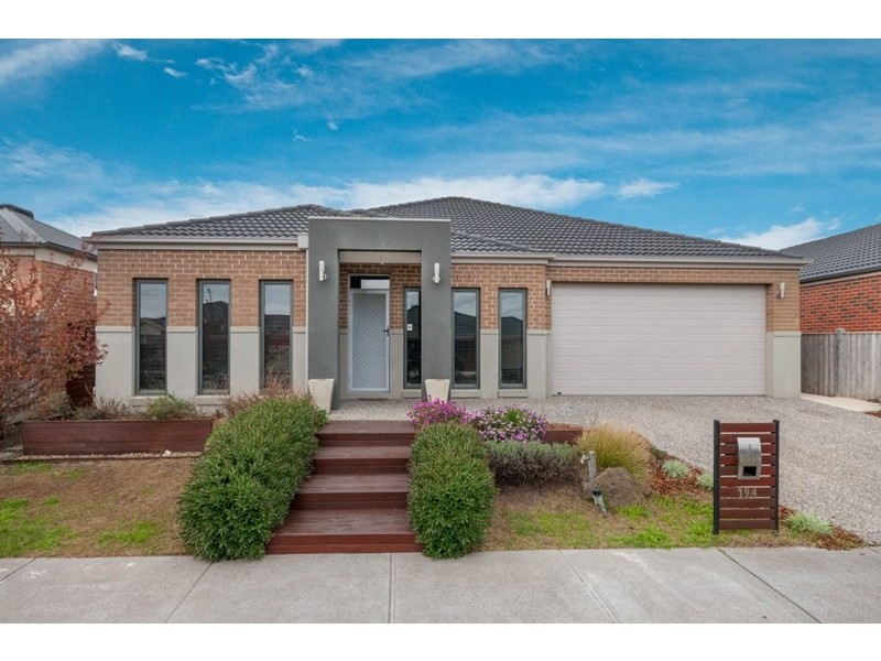 194 Central Park Avenue, Craigieburn VIC 3064