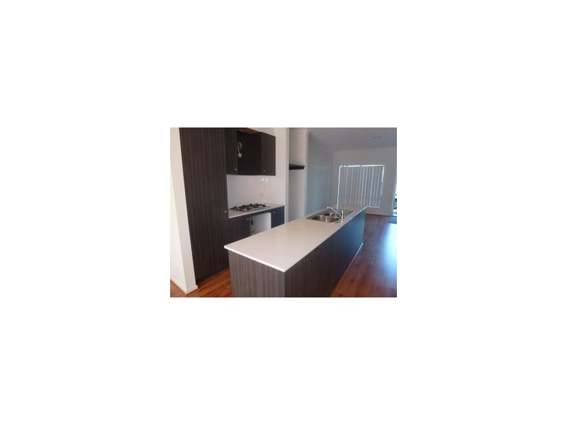 4 Andover Lane, Craigieburn VIC 3064