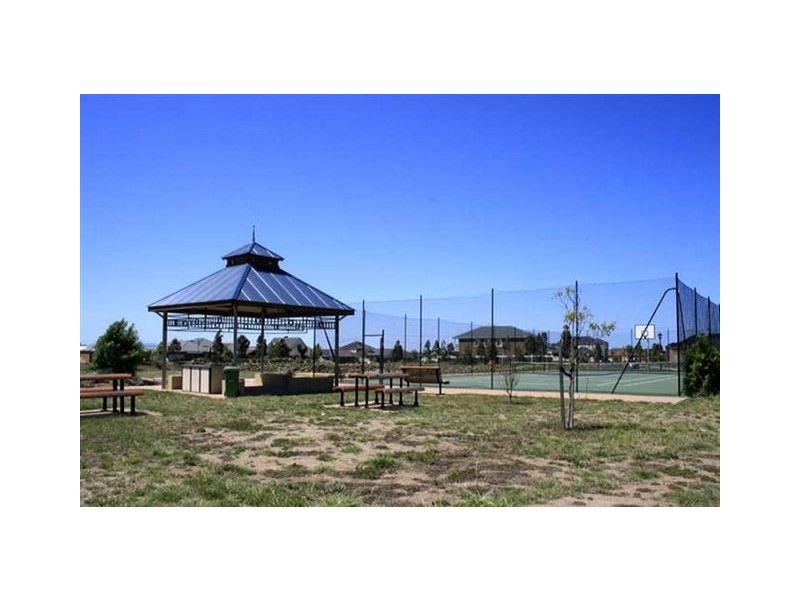 45 Tusmore Rise, Craigieburn VIC 3064