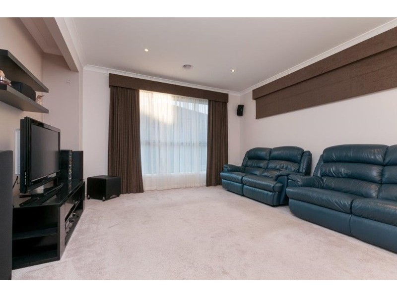 30 Kelway Street, Craigieburn VIC 3064