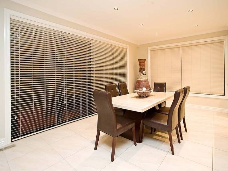 77 Kirkham Drive, Greenvale VIC 3059