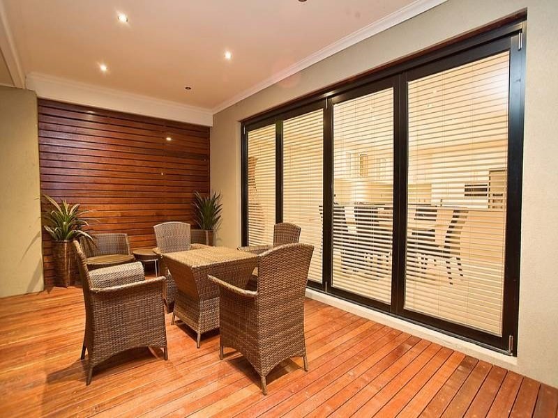 77 Kirkham Drive, Greenvale VIC 3059