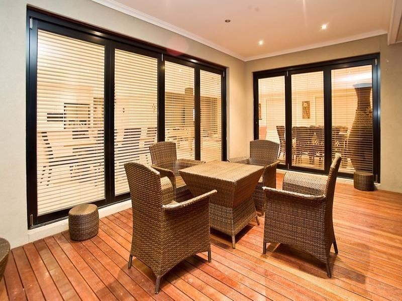 77 Kirkham Drive, Greenvale VIC 3059