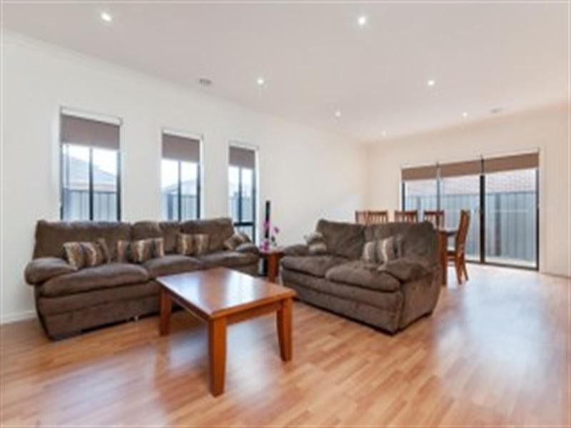 29 Serenity Way, Craigieburn VIC 3064