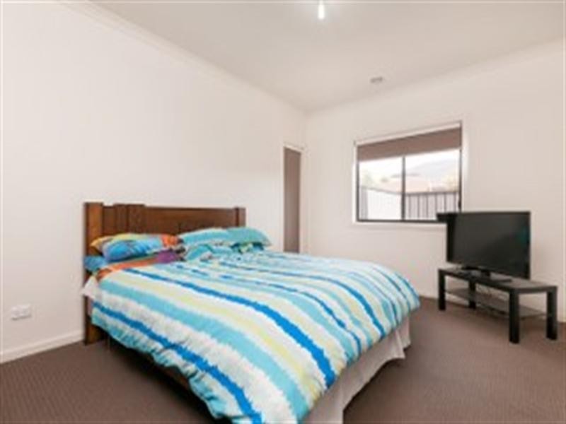 29 Serenity Way, Craigieburn VIC 3064