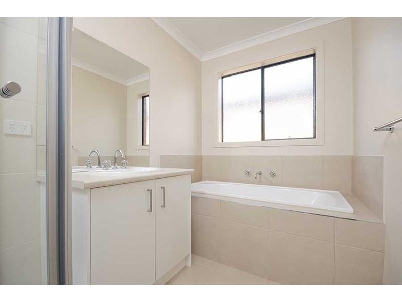 15 Telopea Avenue, Wallan VIC 3756