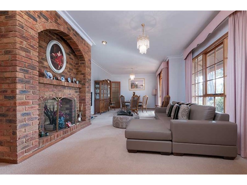 1 Greenock Court, Greenvale VIC 3059