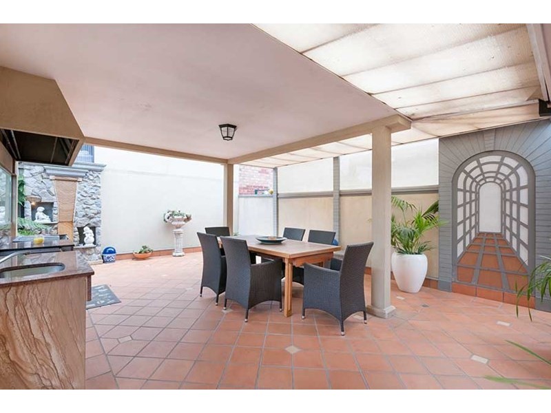 8 Gibney Close, Roxburgh Park VIC 3064