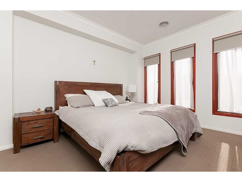 25 Acland Street, Craigieburn VIC 3064