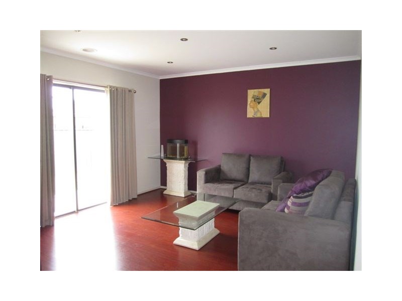 36 Gippsland Way, Craigieburn VIC 3064