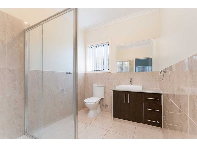 13 Wyperfield Avenue, Craigieburn VIC 3064