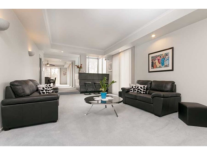 6 Macbean Court, Greenvale VIC 3059