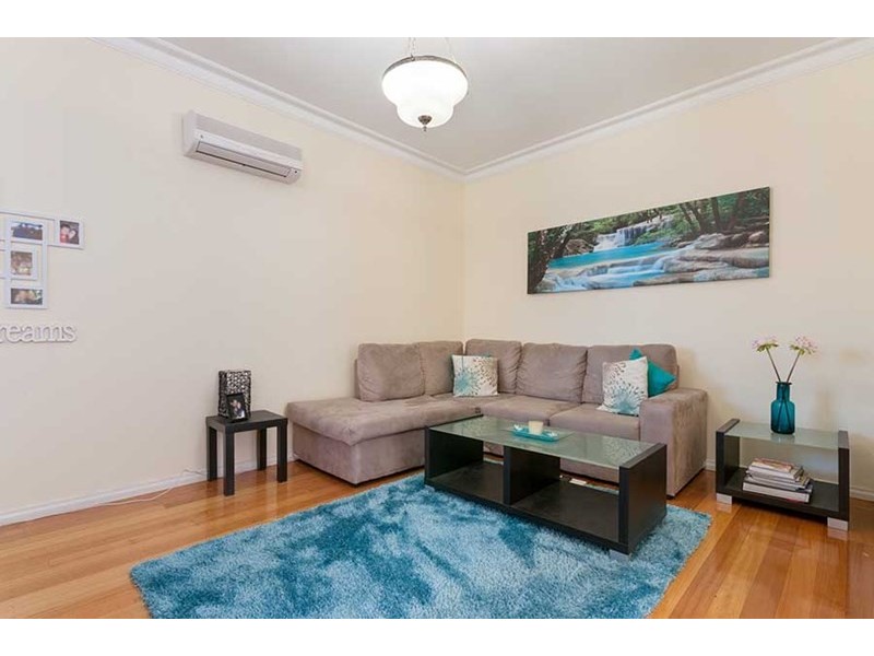 2/75 Gordon Street, Tullamarine VIC 3043