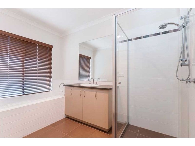 19 Ebony Circuit, Craigieburn VIC 3064