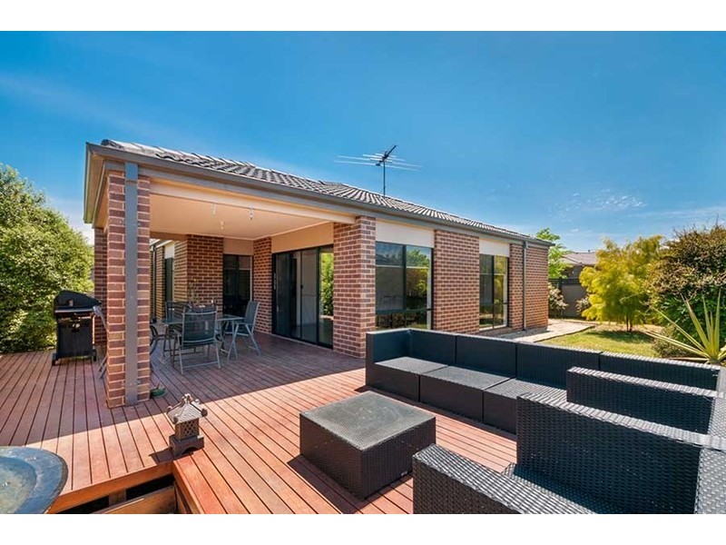 19 Ebony Circuit, Craigieburn VIC 3064