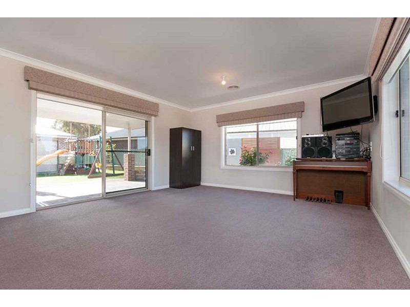25 Beckett Way, Craigieburn VIC 3064