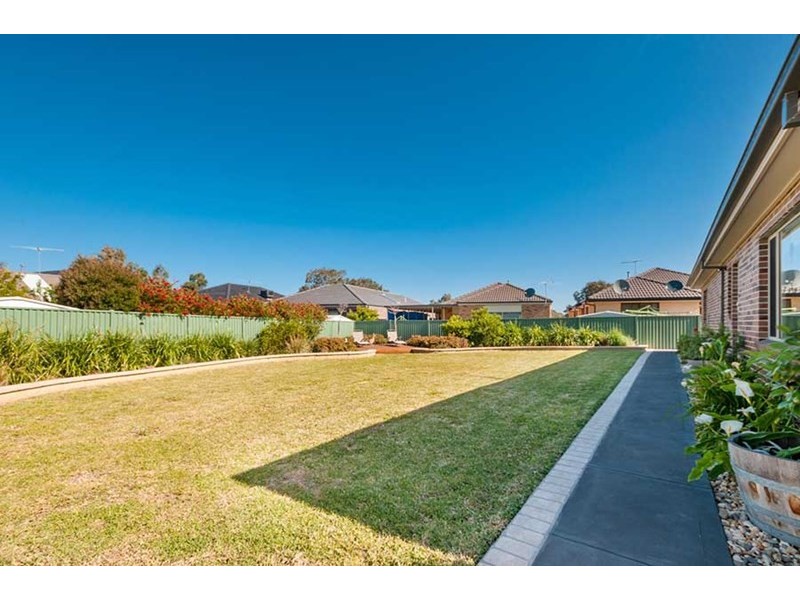 25 Beckett Way, Craigieburn VIC 3064