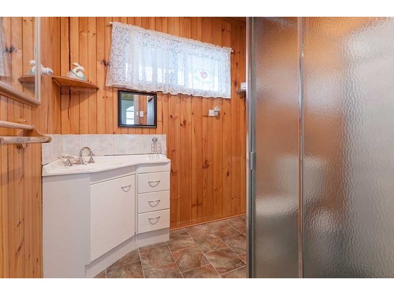 21 Robinson Street, Jacana VIC 3047