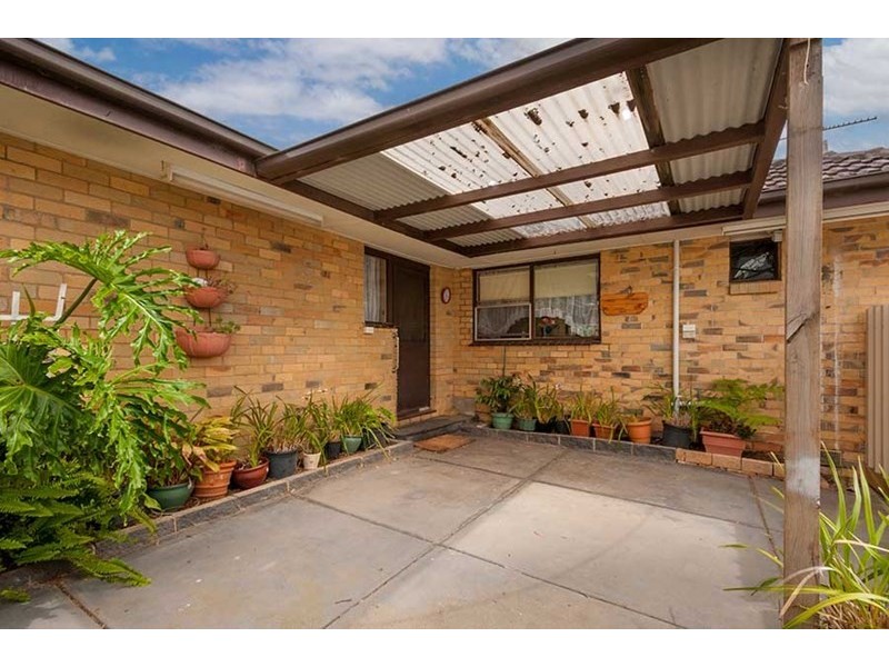 21 Robinson Street, Jacana VIC 3047