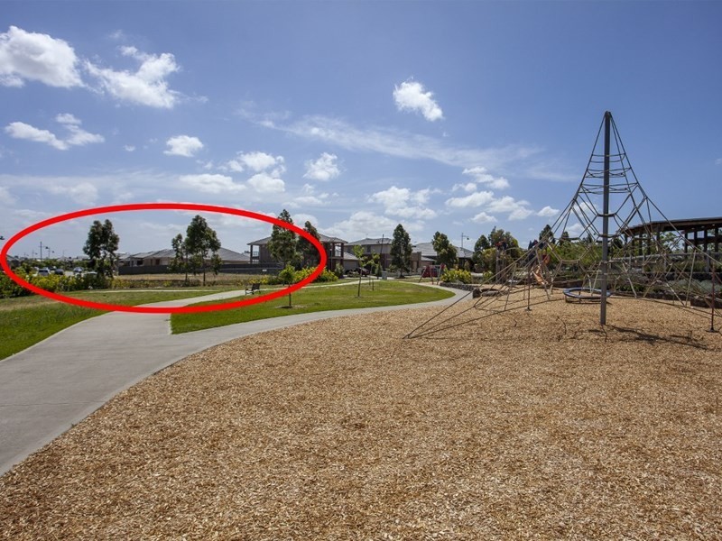 25 Perisher Drive, Craigieburn VIC 3064