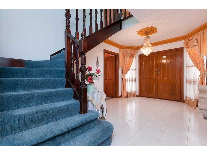 17 Amarina Close, Meadow Heights VIC 3048