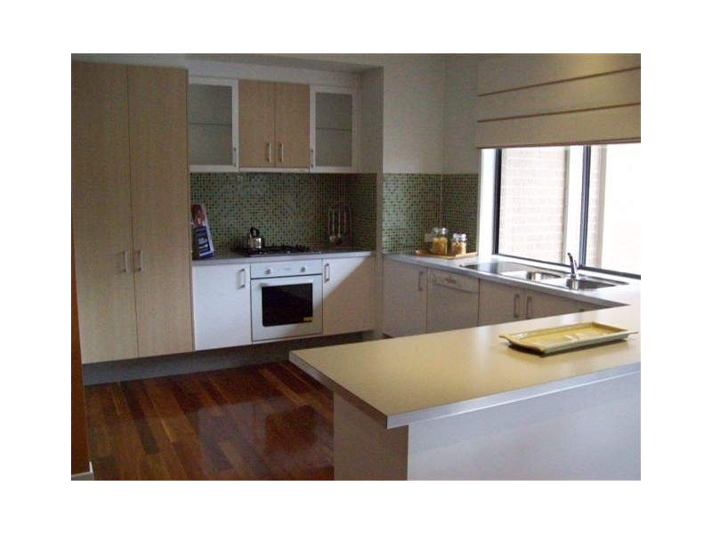 13 Grosvenor Square, Craigieburn VIC 3064