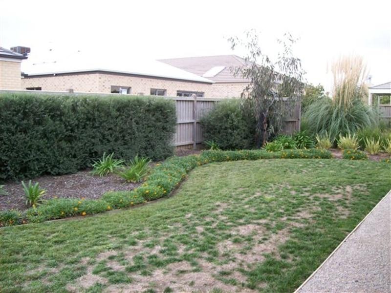 13 Grosvenor Square, Craigieburn VIC 3064