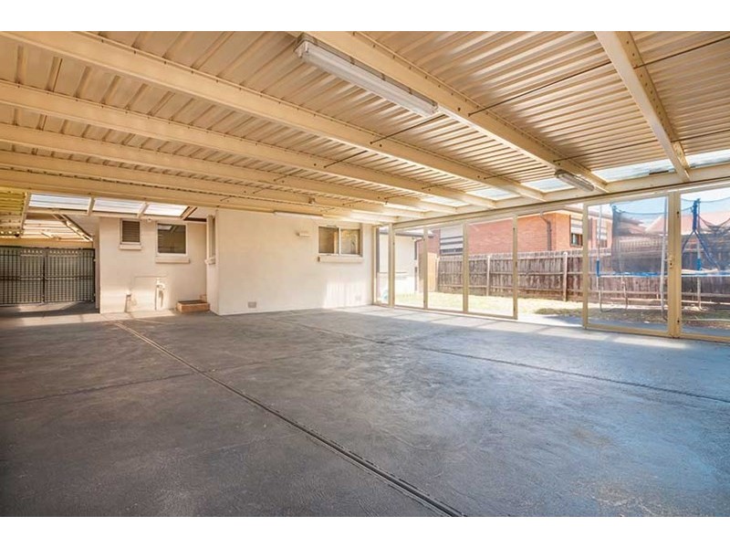 2 Stewart Grove, Campbellfield VIC 3061