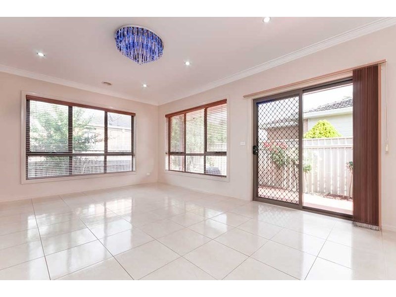 1 Northern Crescent, Craigieburn VIC 3064