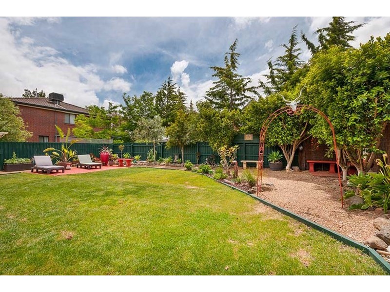 4 Swansea Court, Craigieburn VIC 3064