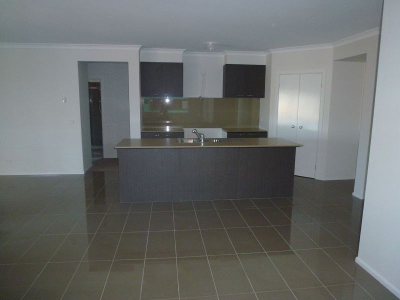 15 Scotney Road, Craigieburn VIC 3064