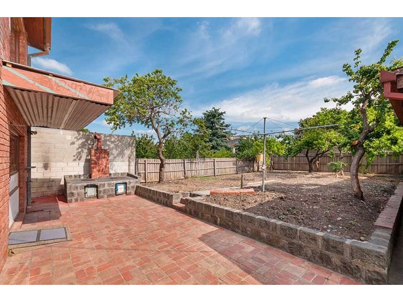 4 Travers Street, Thomastown VIC 3074