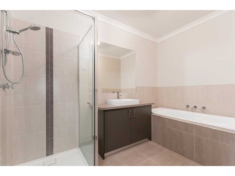 6/54 Daymar Circuit, Craigieburn VIC 3064