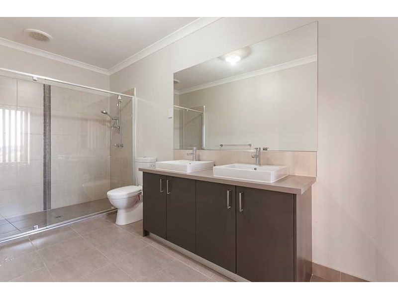 6/54 Daymar Circuit, Craigieburn VIC 3064