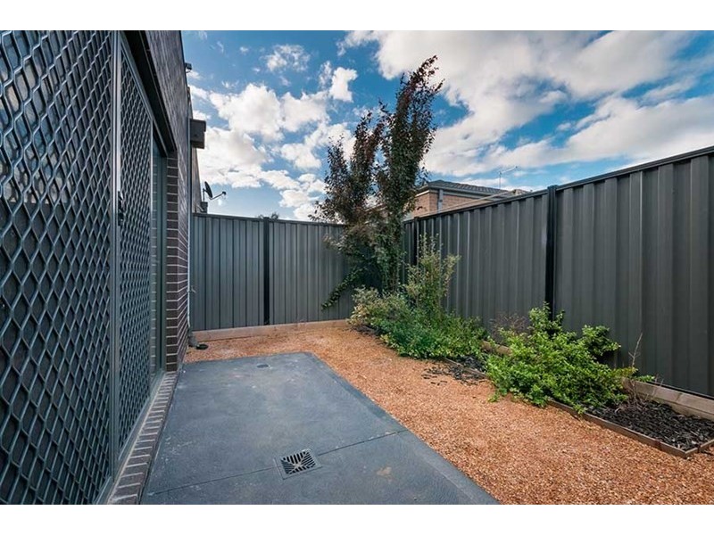 6/54 Daymar Circuit, Craigieburn VIC 3064